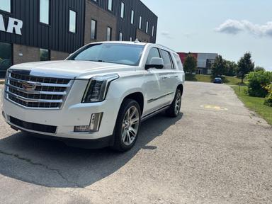 Cadillac Escalade 2017 - Thumbnail 2