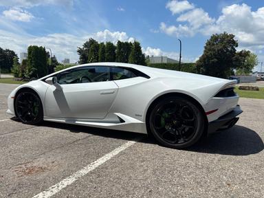 Lamborghini Huracan 2015 - Thumbnail 4
