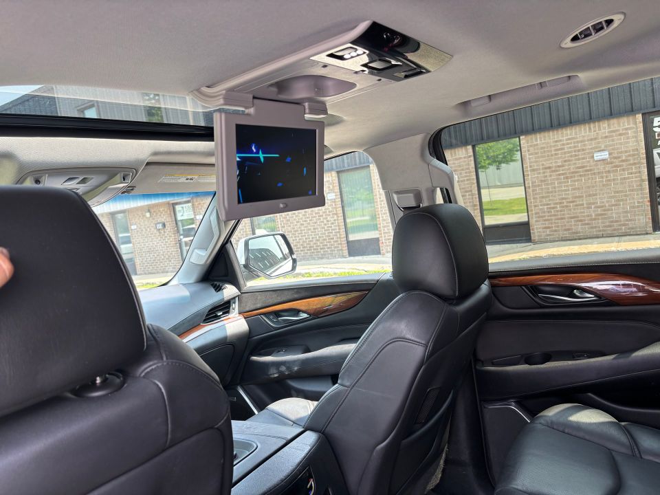 Cadillac Escalade 2017 - Image 8
